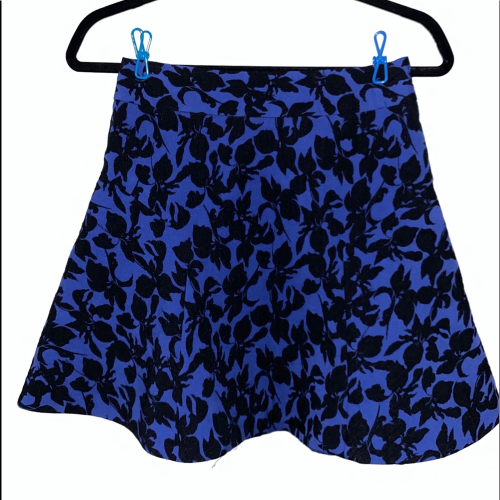 Blue Express black flowers skirt